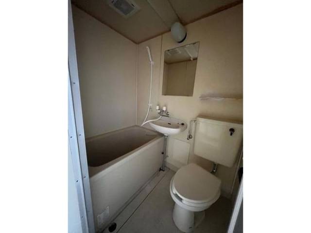 バス