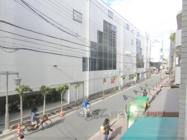 バス