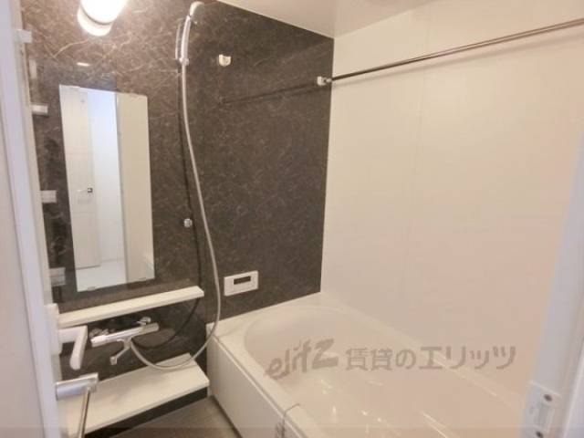 バス