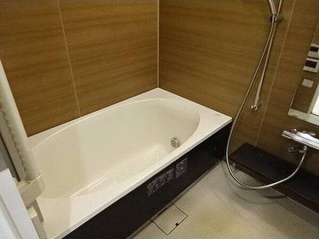 バス