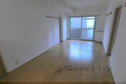 コート若園室内写真1