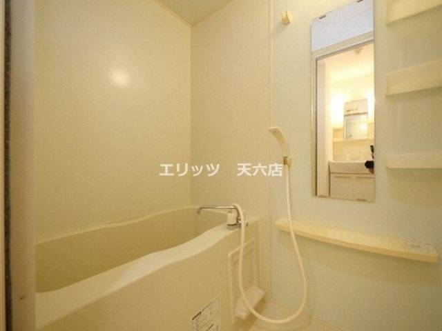バス