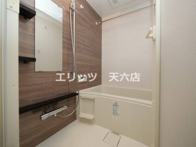 バス