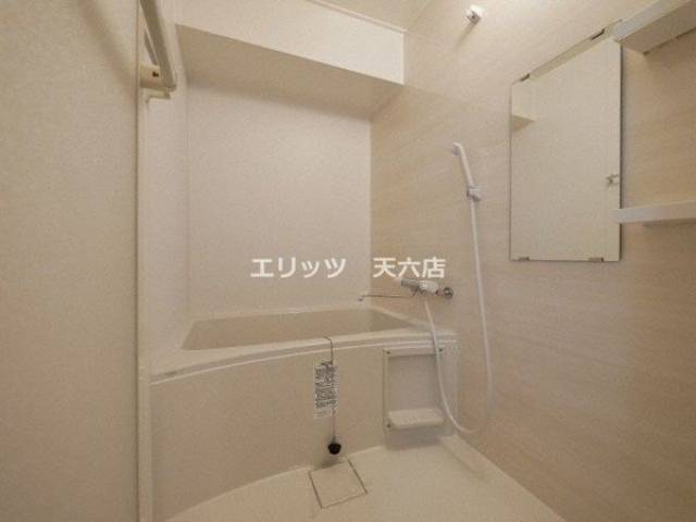 バス