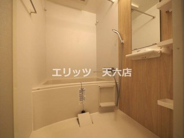 バス