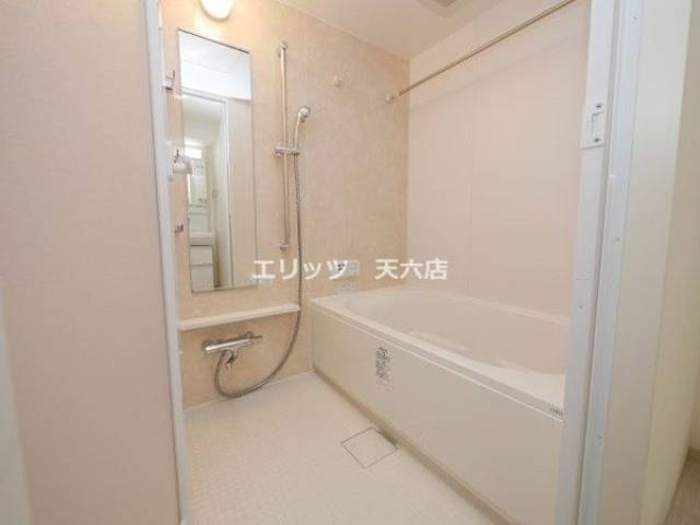 バス