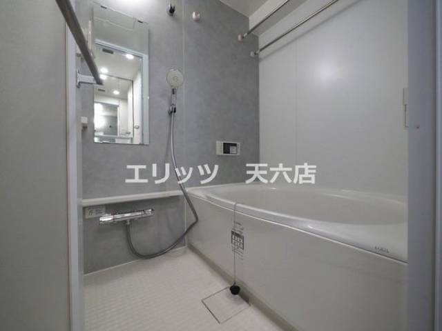バス
