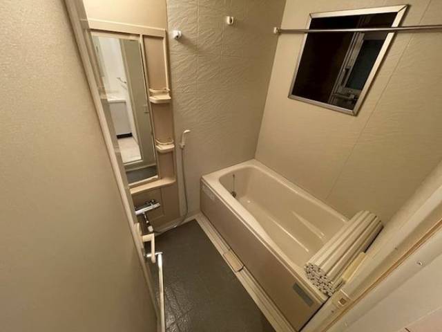 バス