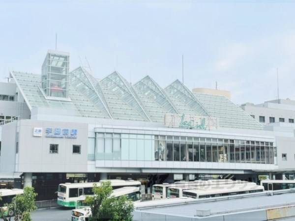 近鉄学園前駅