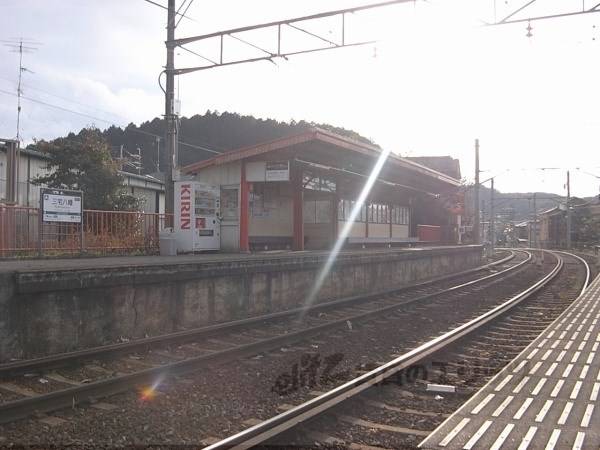 叡山電車三宅八幡駅