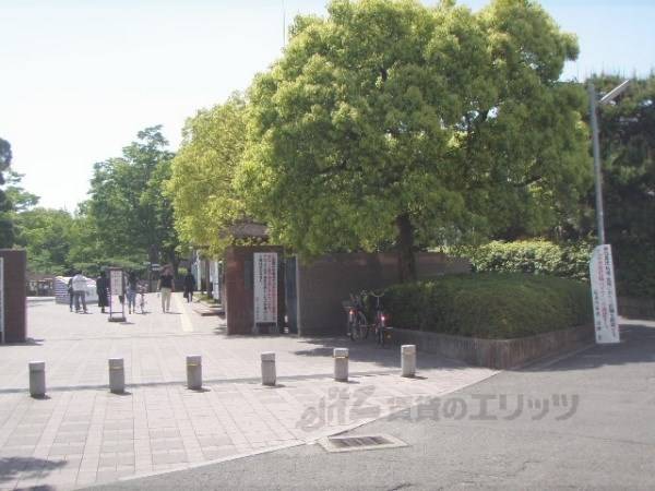 立命館大学 衣笠キャンパス東門