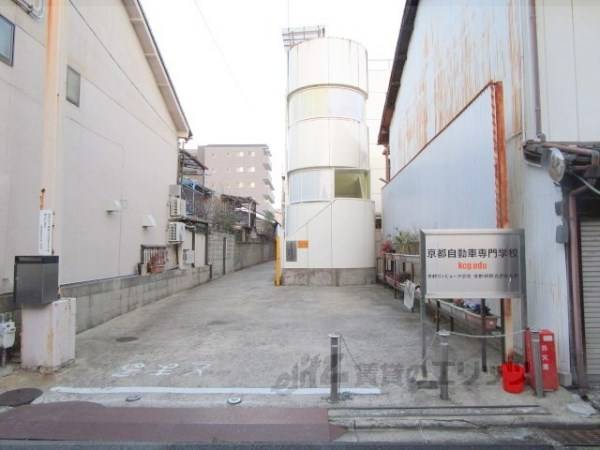 京都自動車専門学校猪熊校