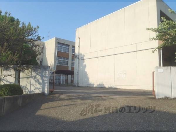 西城陽中学校