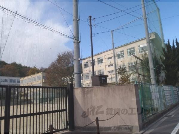 双ヶ丘中学校