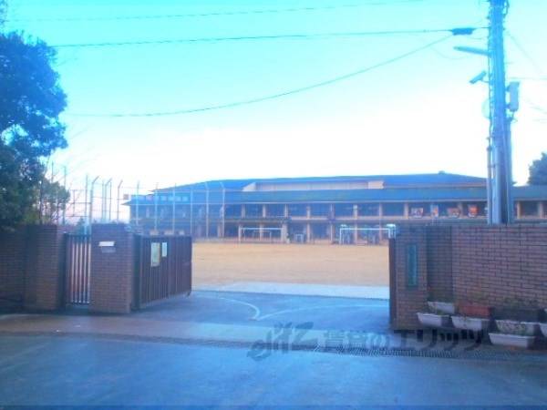 西賀茂中学校