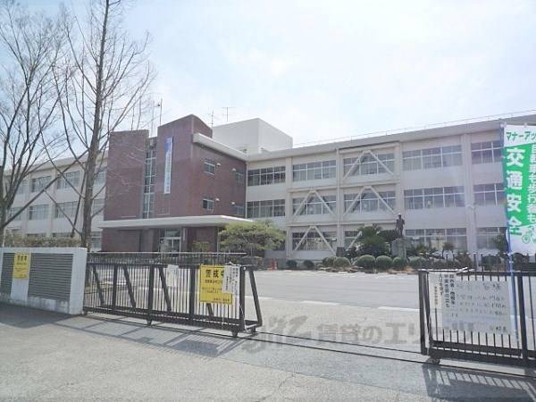 栗東中学校