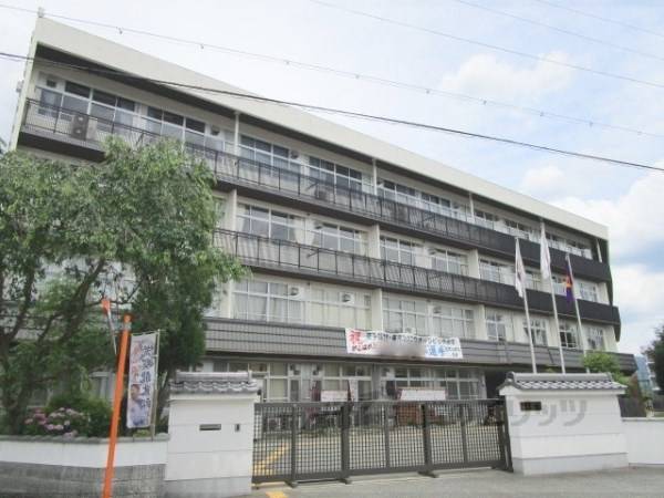 亀岡中学校