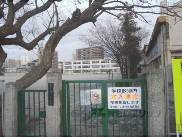皇子山中学校