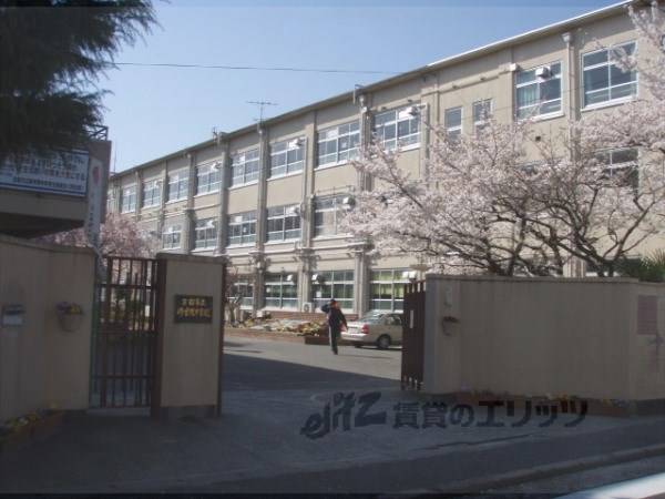 修学院中学校