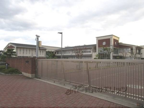 日野中学校