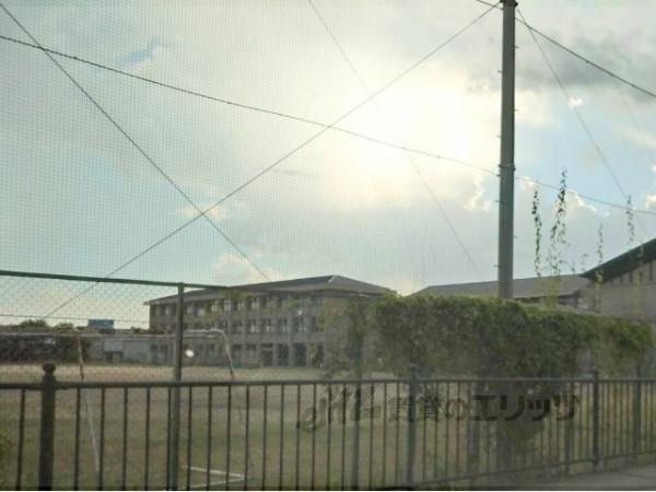 秦荘中学校