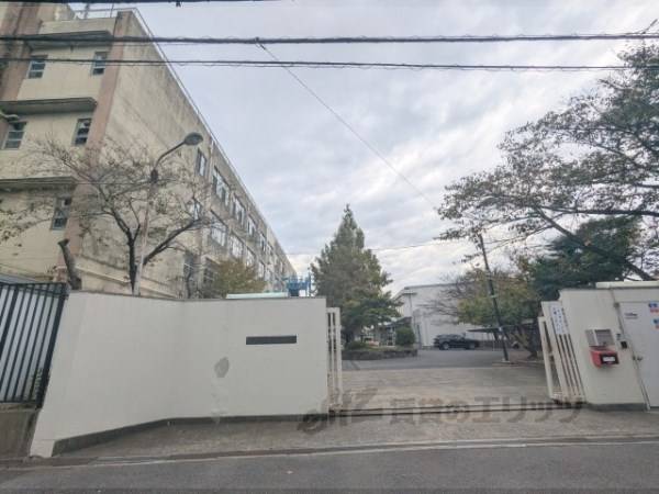 東大阪市立若江中学校