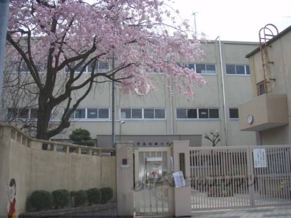 太秦小学校