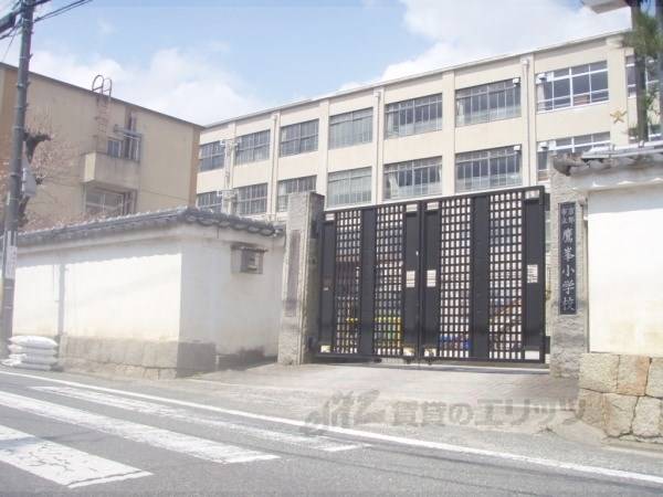 鷹峯小学校