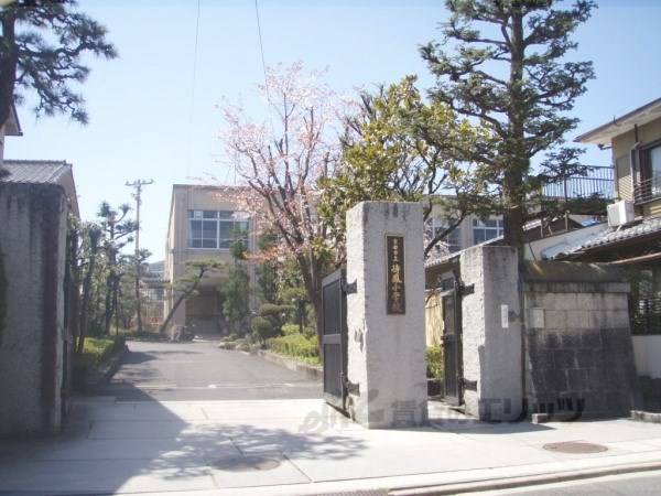 待鳳小学校