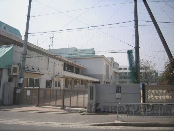 新町小学校