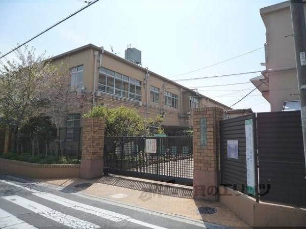 朱雀第四小学校