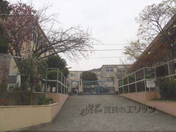 大塚小学校