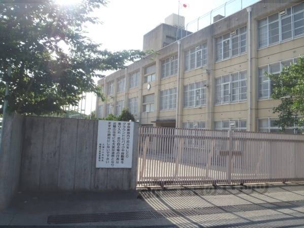 久津川小学校