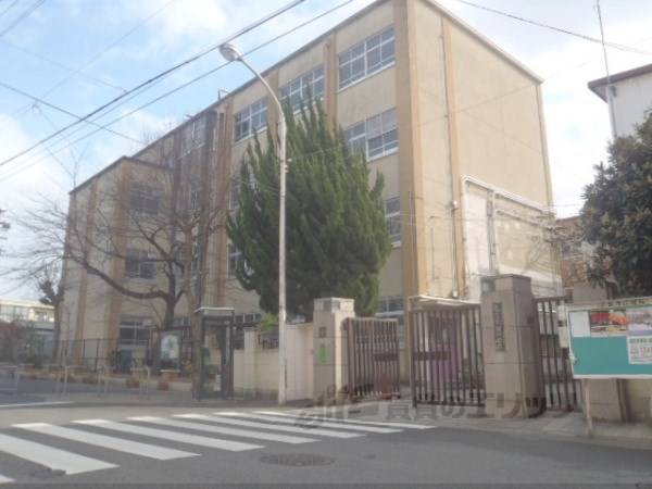 川岡小学校