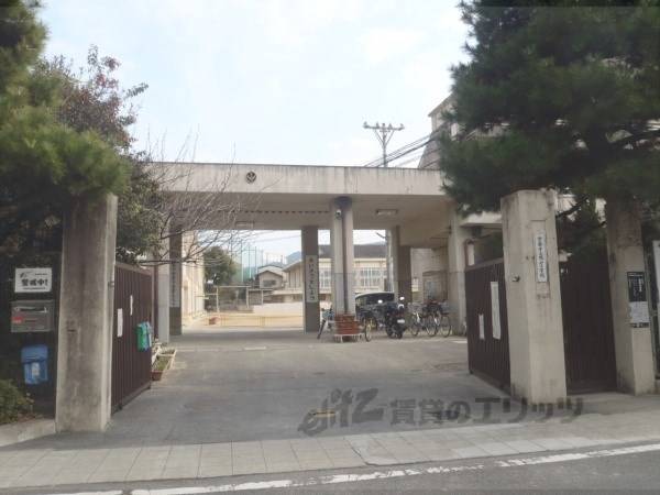 鏡山小学校