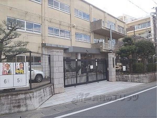 音羽川小学校