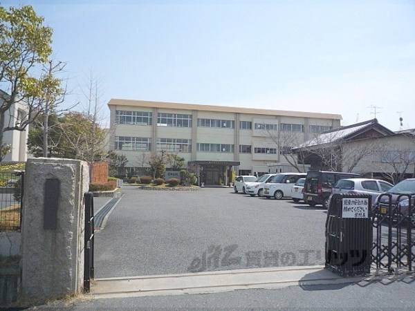 大宝小学校