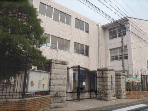 上里小学校