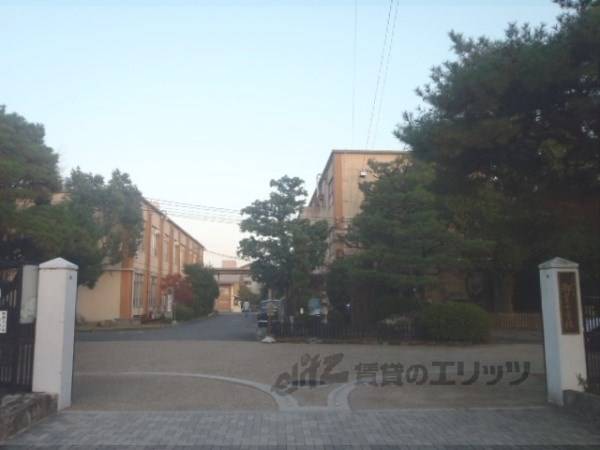 御室小学校