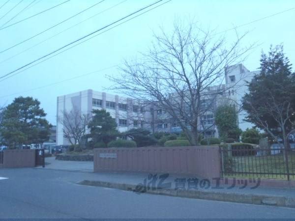 堅田小学校
