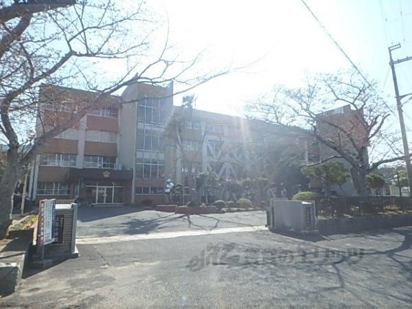 三雲小学校