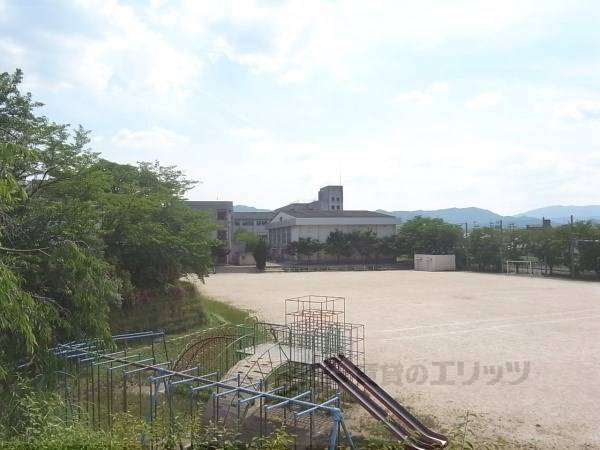 城西小学校