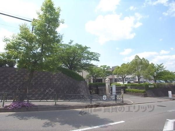 南つつじケ丘小学校