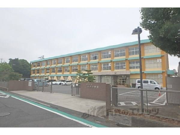 水戸小学校