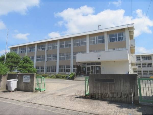 倉梯第二小学校