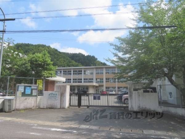 与保呂小学校