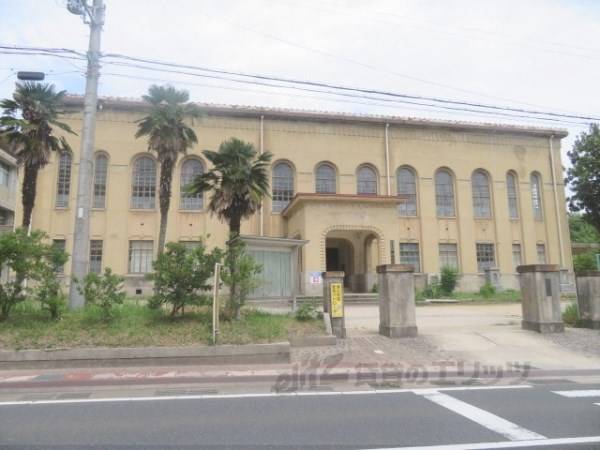 峰山小学校