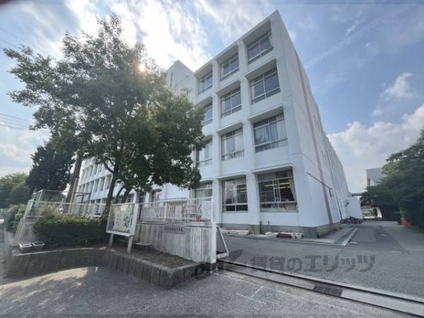 伊丹市立鴻池小学校