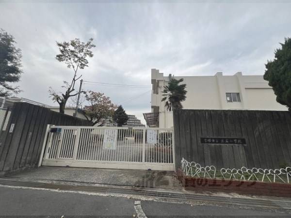 宝塚市立末広小学校