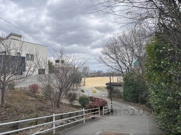 宝塚市立売布小学校